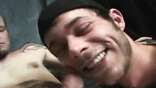 Homeless twunk Will inhale ten-Pounder For Food/specie