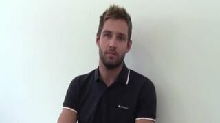 Australian six Cram Model Perfection Looks Conversing Up Rick Chester