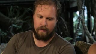 Ambidextrous Nosey Cub (2017)