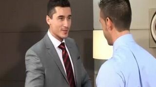 2593On His Knees Gurlign That Oversized dick