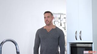 DadCreep - Ultra-Cute Thyle Offers his Arsehole to his Stepfather