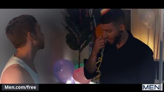 Mencom - Cub Roomate Gabriel Cross Deep Throats Uncircumcised Rico Vega