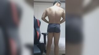 Fit Korean Palm Job Webcam