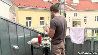 boning The neighbour