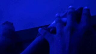 Mis pies en tus sueños