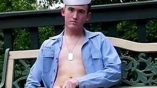 Marine Jesse Colton takes off for cum-shot inducing masturbate