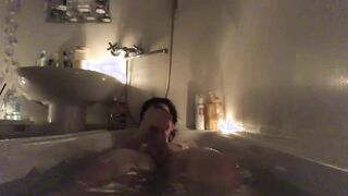 Youthful fellow takes a tub with candles and jizm there