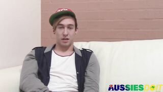 Youthful Australian Homosexual Jesse Wanks His Trouser Snake With Fleshlight
