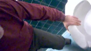 me getting deep-deep throated in a public rest room part 2