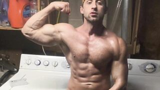 Dom King Muscle Wank Ripple '