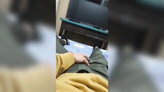 Mañanero con la pija bien parada