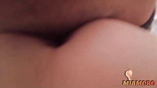 مشيت عند واحد العزوا وسعها بزبو