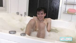 Ultra-Cute Brown-Haired Xander Masturbates His Firm Beefstick After Showering!
