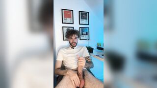 Super-Fucking-Hot British boy Masturbate Off Directives muddy converse