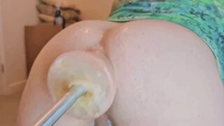 DEAN SLADE ANALED BY HUMPING MACHINE AND ten INCH YAM-SIZED KING DICK ROUND FAKE PENIS FLASHING HIS GAPE