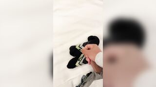 Guy is shooting flow on his socsk!