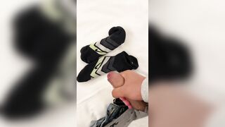 Guy is shooting flow on his socsk!