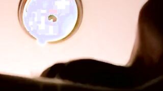 Kinky amateur wrings out the jizm out of his swollen ball nut sack