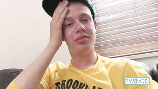 Bulky Ash-Ash-Blonde Leon N Fumbles His Rigid Anaconda After Working Out His 6 Fill!