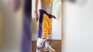 Getting Off show by basketball stud