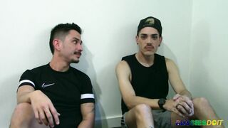 Bottom Aussie Beckett Slips Guy Dick Inside Mateo Man Rod-Squashing Bootie