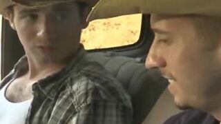 Country teenies Attempt Mate