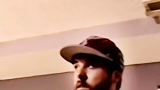 Heterosexual fellow faps off before his stud trunk gets fellatio'ed