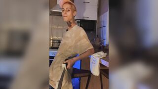 Twunks Masturbation (Archi Stewart)