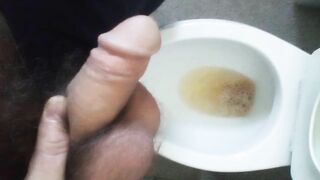 My spectacular hetero brother urinating and spunking