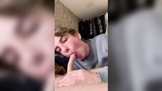 Torrid Jock Gets Sucky-Sucky From Luxurious Twunk