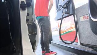 Gas Station Sag - SexySaggerYo