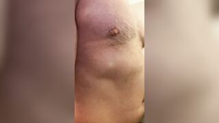 Enormous muscle man bicep curls intense 20kg dumbells, ripples, masturbates off and spunks!