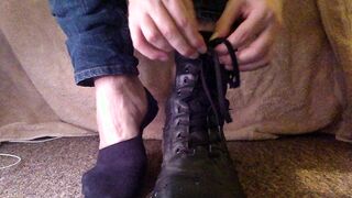 Eliminating my stinkin' Magnum footwear and perspiring no-display socks
