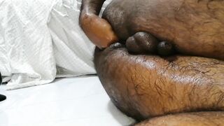 තමා පුකට තම අතමය පට්ටම ෆිස්ටින් එකක් කැරි විදිනවා Extraordinary Self Handballing hottest one ever thick jism blast