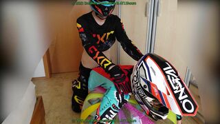 banging my boyfriend on a ball, pecker the syringe