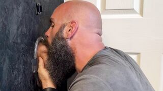 Meaty Ginger Fuckpole Breeds me at Gloryhole