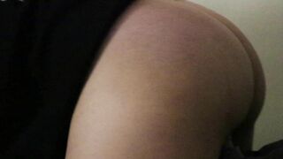 [Humid sounds/asmr] Jiggling arse and taking node