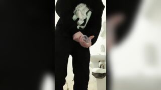 Youngster dryly faps off in the medical center