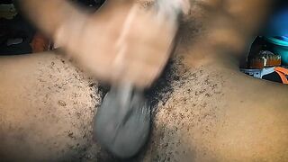 AFRICAN DINKY MASTURBATING OFF
