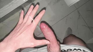 A teenie faps off his trouser snake at night in the shower while his parents don’t observe. Finishes off sans forearms