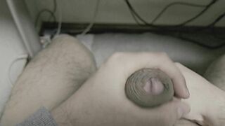 I tried fondling my ball sack of babymakers and tugging my skin with my foreskin cum-pump.