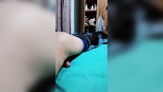 Spunk with arms-free-for-all