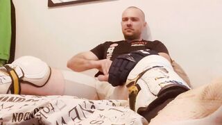 Fap in Hockey shinpads Soccer cleats and Hockey gloves