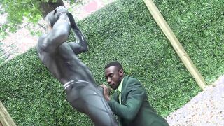 Humungous Ebony Lollipop Plows Super-sexy Bottom Outside