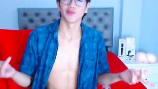 Juan19x__02042019_0448_masculine_chaturbate