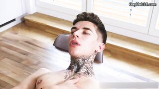 Maksim Orlov's Got The flawless Spreading nude gap For XXL German ten-Pounder