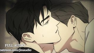 Boyfriend Locks you in His Mitts [SPICY] deep voice [boyfriend asmr]