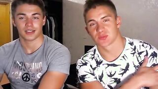 2 fellows Webcamshow