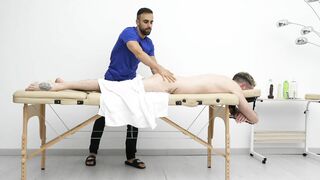 I give a massage with GLAD FINAL to my mind-blowing client