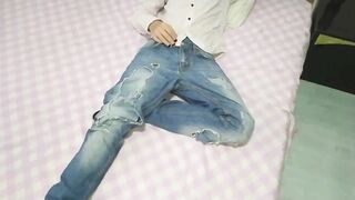 Splendid Bad Chief Pummels His Steamy Twunk Worker in the Bootie